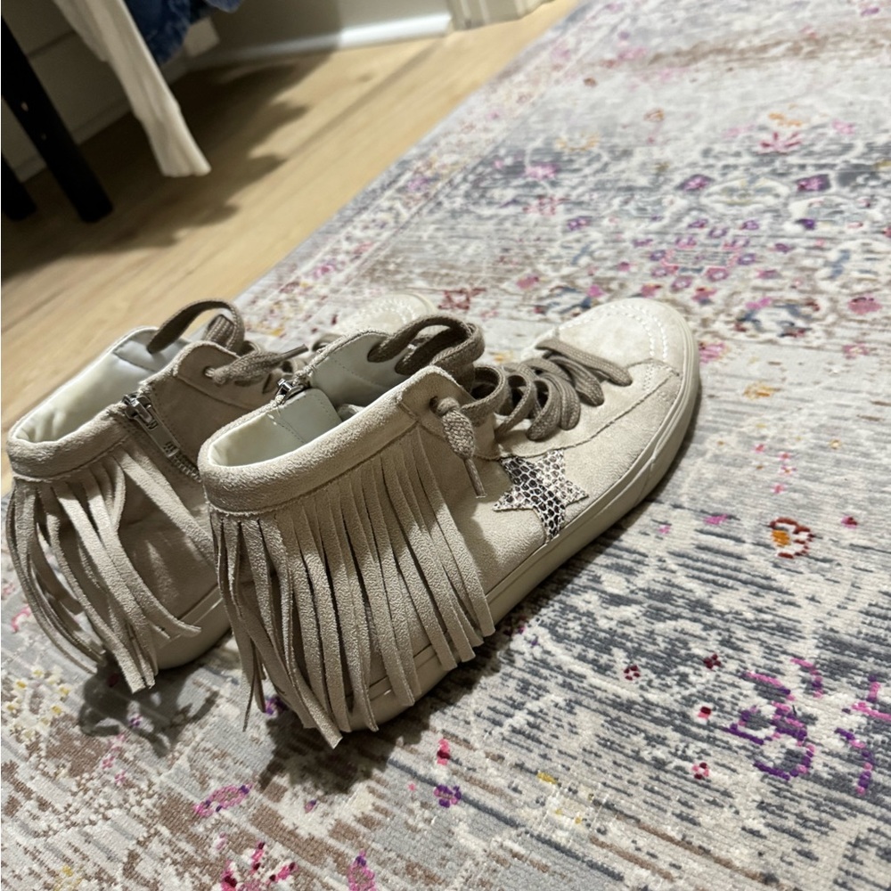 ShuShop Fringe Star High-Top Sneakers - cream